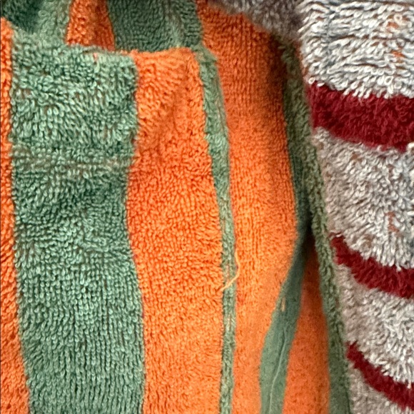 Dusen Dusen Striped colorblock Orange and Teal Bathrobe - Picture 3 of 8